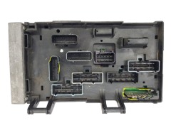 Κουτί ασφαλειών Chrysler 04727080AD 04727558AD