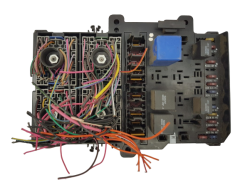 Κουτί ασφαλειών Dodge P04707784AB 19642