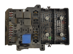 Κουτί ασφαλειών Chrysler P04707994AC 19634