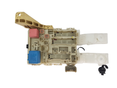 Κουτί ασφαλειών 82730-0D290 Toyota 19147