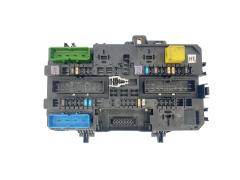 Κουτί ασφαλειών 13222173 5DK008669-33 Opel GM Hella