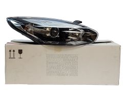 Προβολέας Δεξιά Renault Megane 3 260100923R Νέο Γνήσιο
