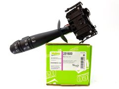 Διακόπτης φωτός Master III Movano NV400 2556000Q0K valeo