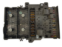 Κουτί ασφαλειών Chrysler P4707794 19653