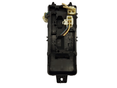 Κουτί ασφαλειών Mitsubishi MR318828 20245