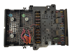 Κουτί ασφαλειών Chrysler P4707693 19644